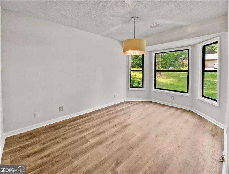 4698 Jamerson Creek Dr - Photo 5 of 13