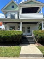 featured image of 52 Vine St #2