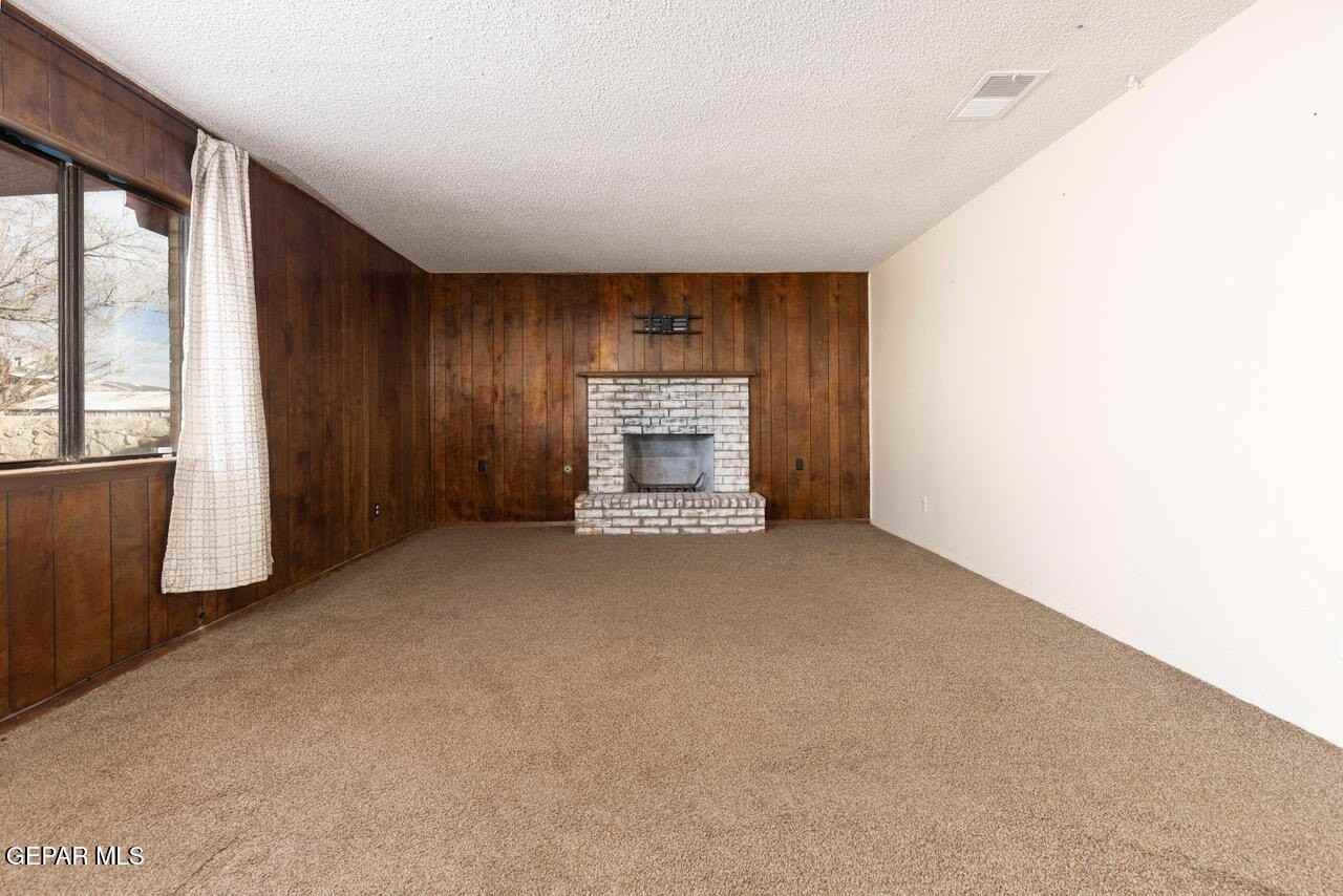 10545 Palomino St - Photo 4 of 20