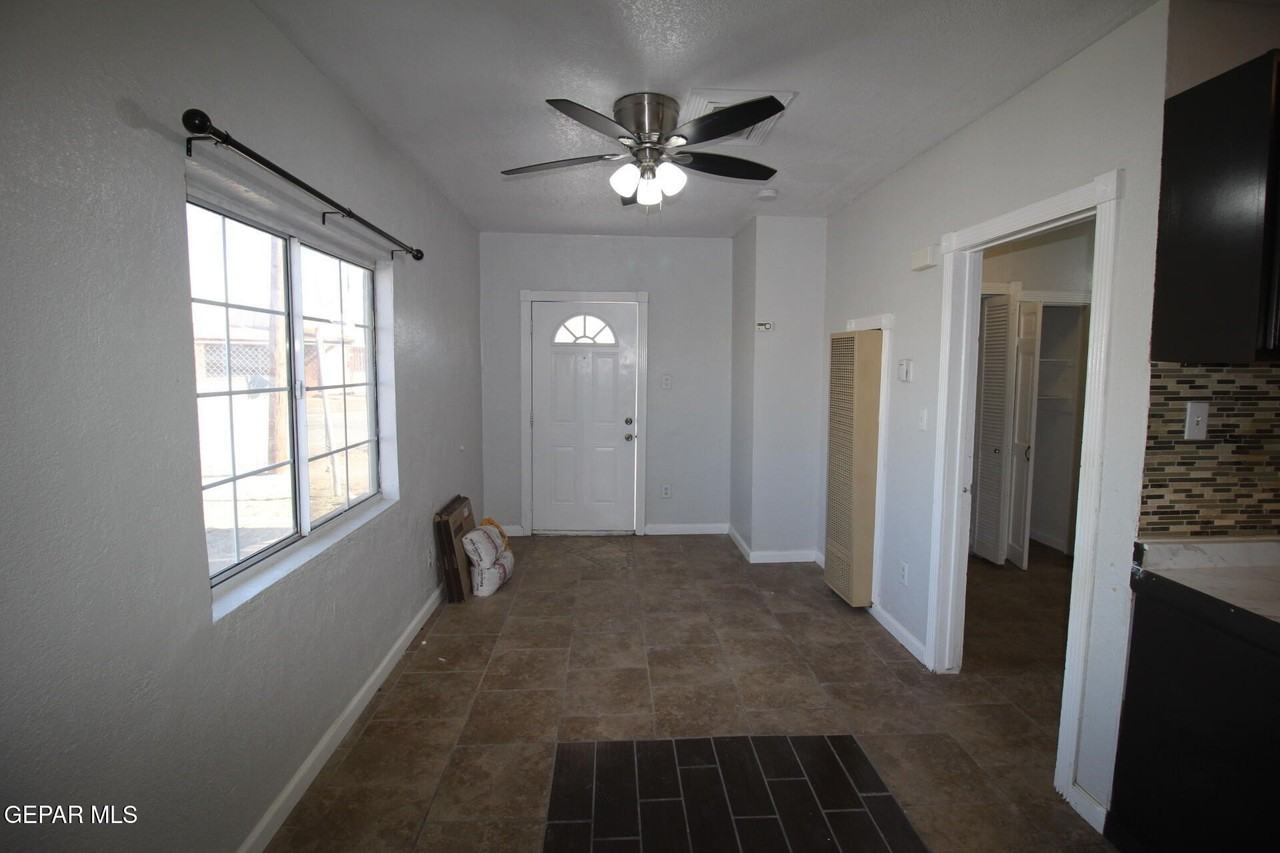 8903 Old County Dr Apt A #A - Photo 3 of 50