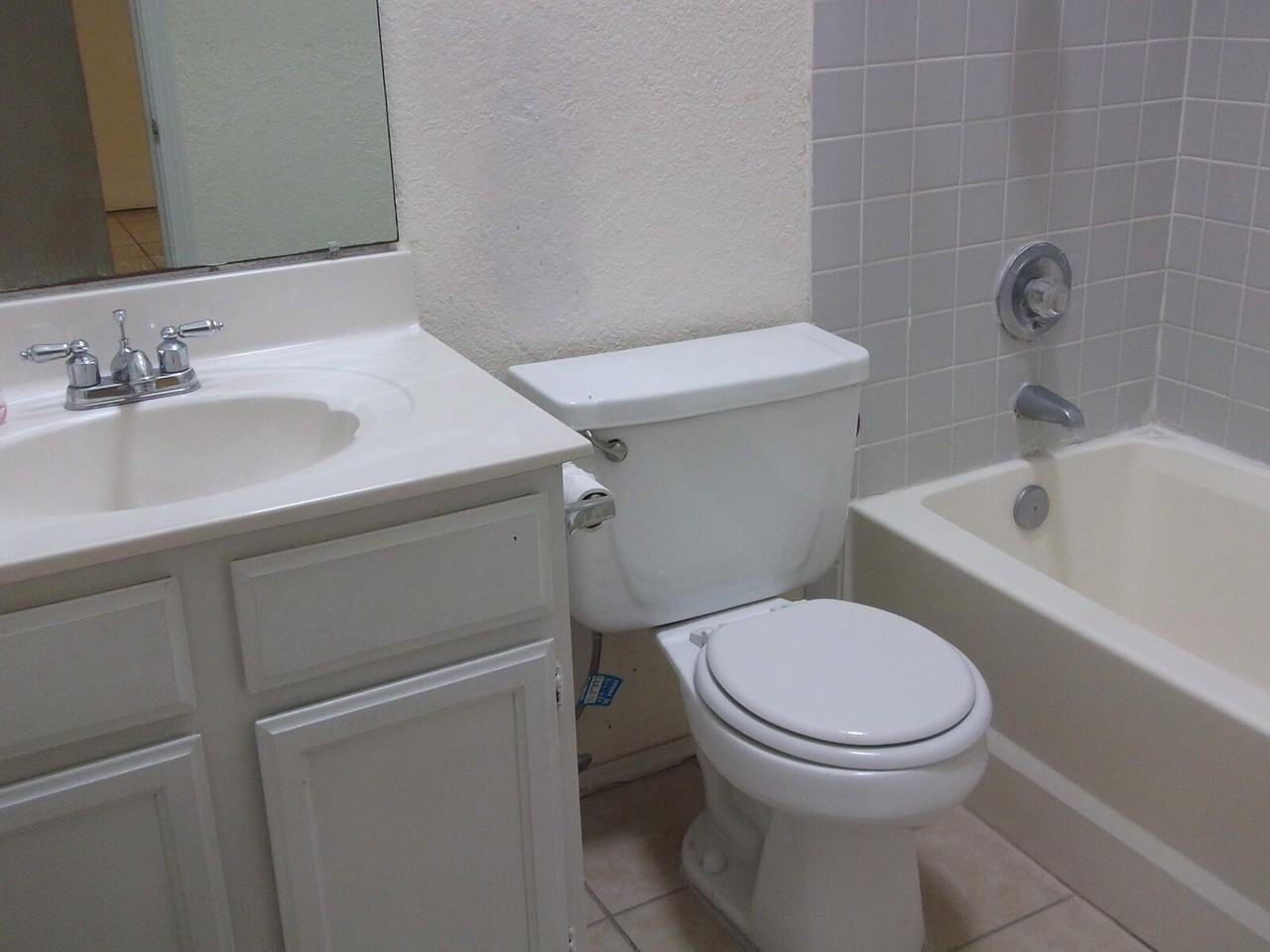 225 Cutlass Dr - Photo 7 of 10