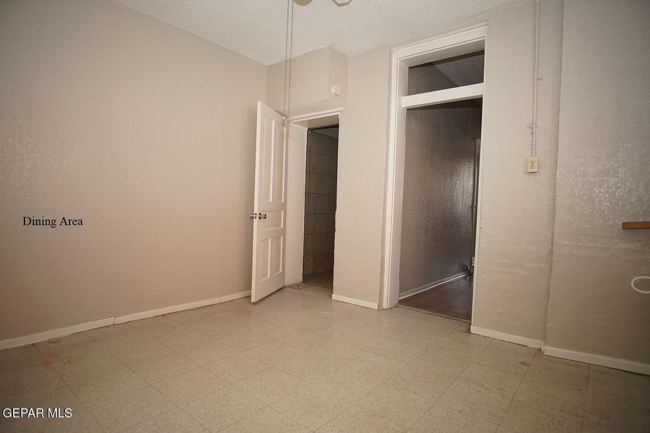 219 W Rio Grande Ave Apt 1 #1 - Photo 7 of 12