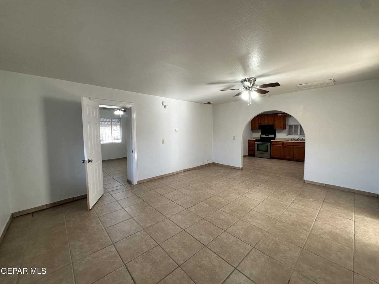 152 Elvira Way - Photo 5 of 14