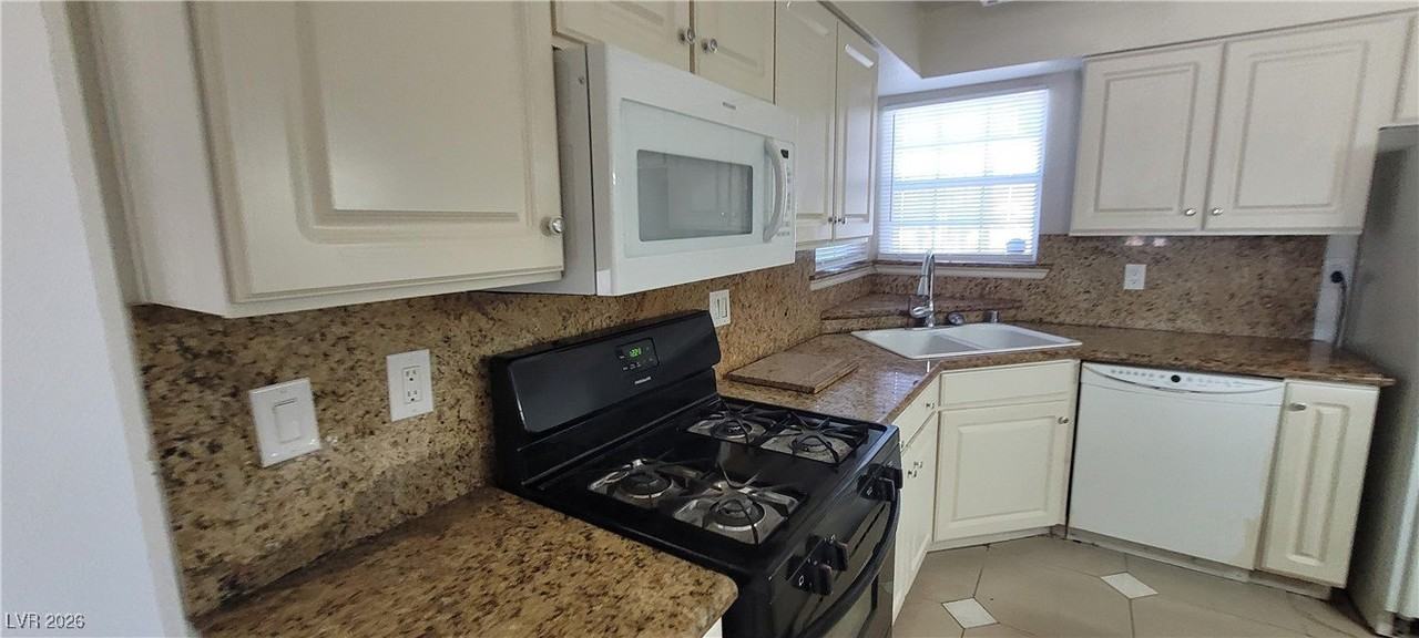 1301 Madison Ave - Photo 6 of 28