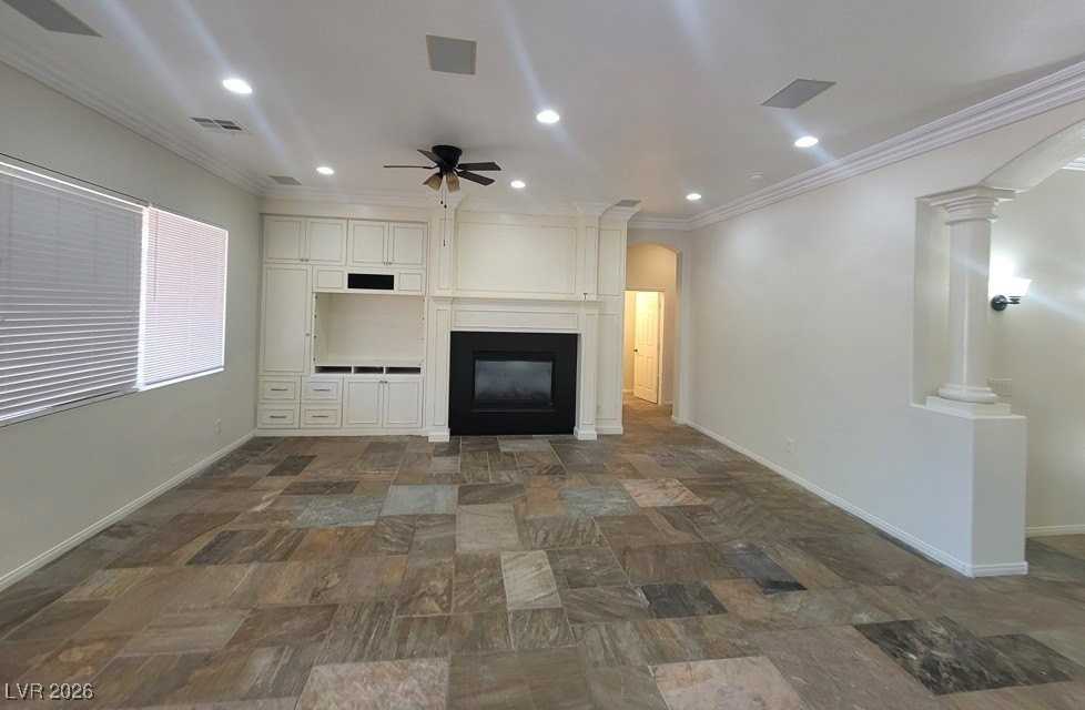 9338 Wilderness Glen Ave - Photo 5 of 50