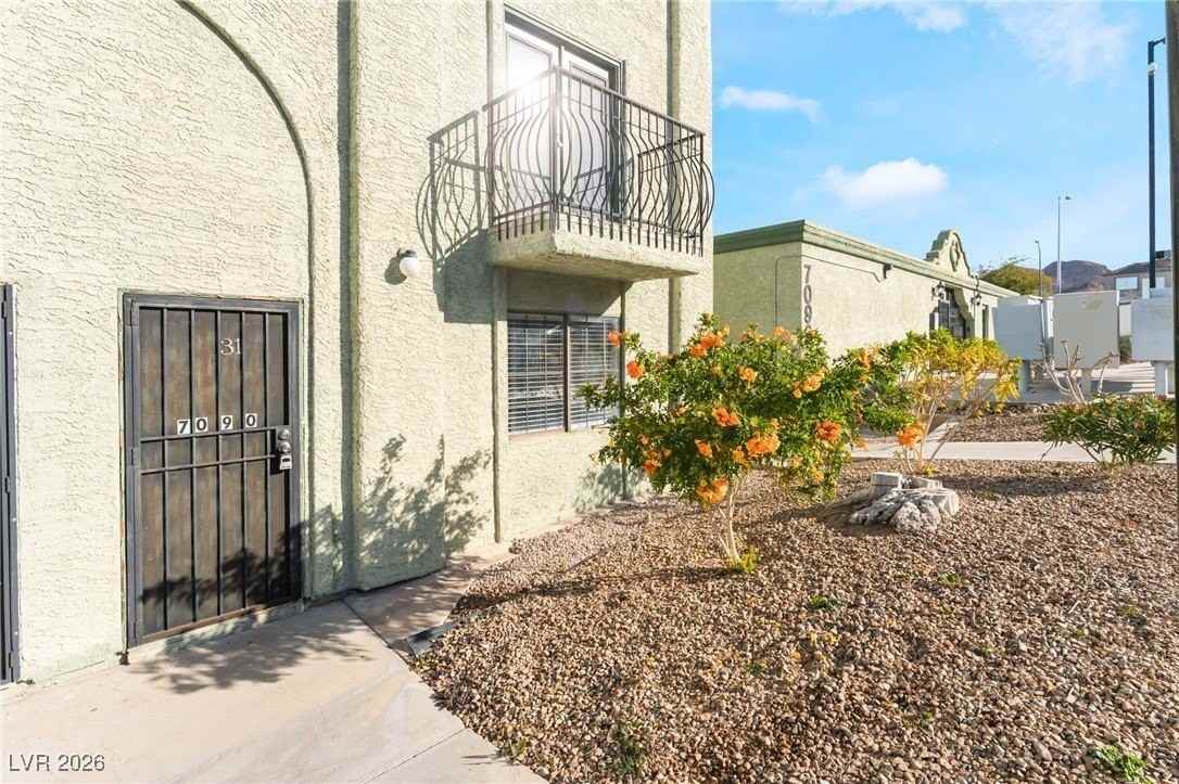 7090 Burcot Ave #C31 - Photo 2 of 32