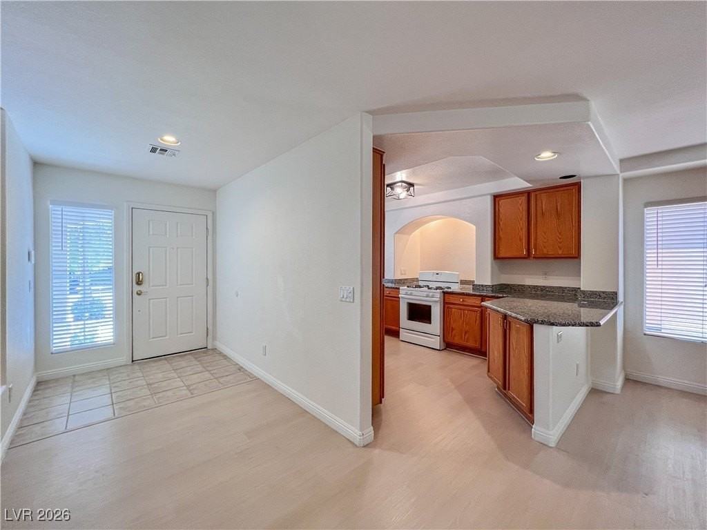 10789 Osage Winter St - Photo 5 of 35