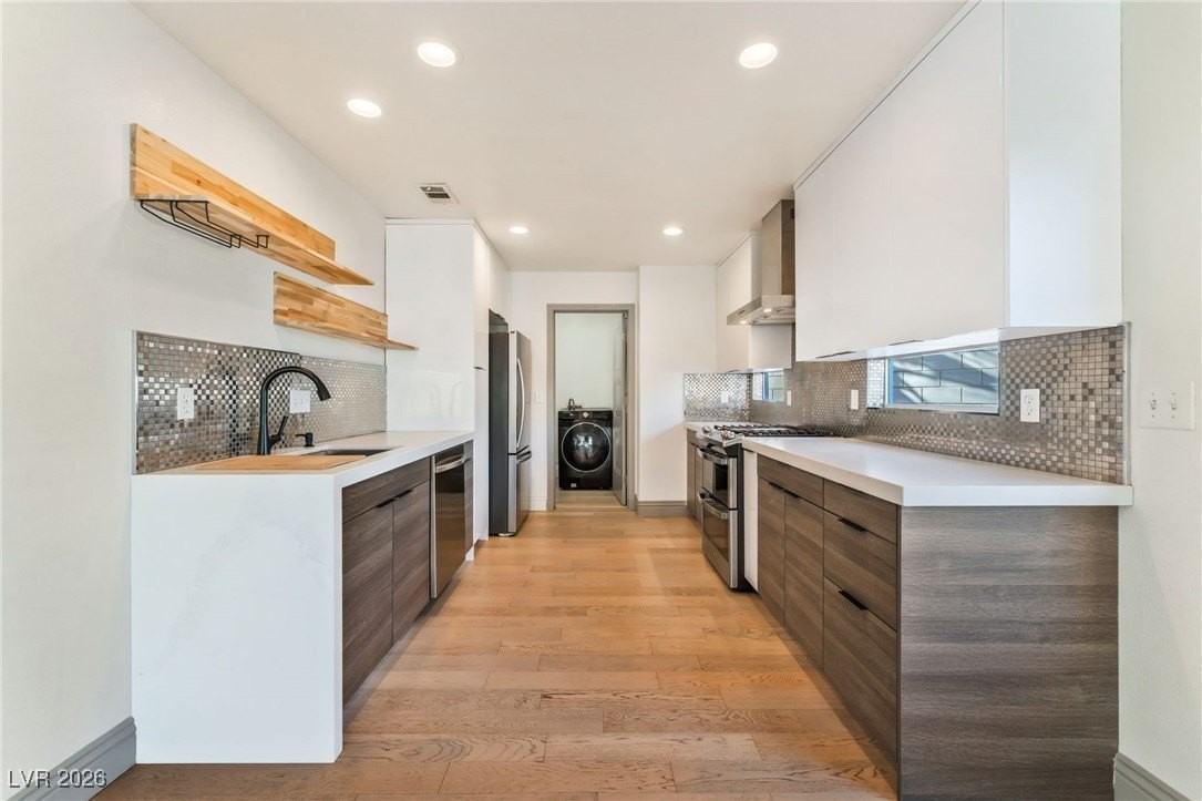 8712 Harwich Ave - Photo 7 of 24