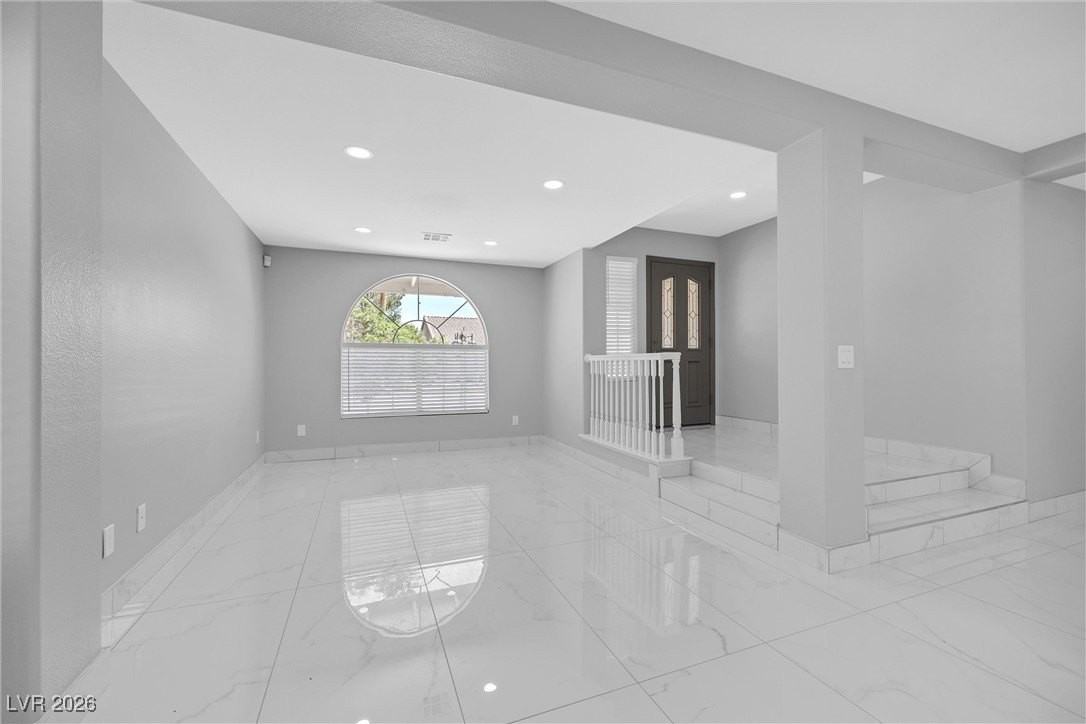 265 Via Malorca St - Photo 5 of 50