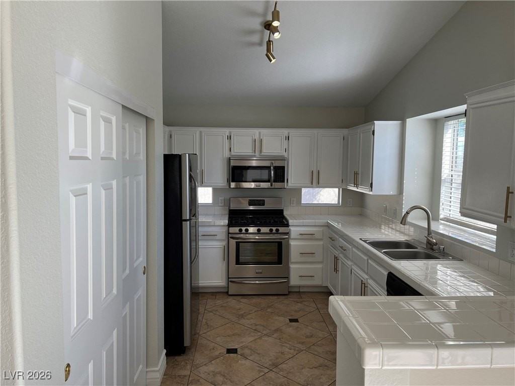 7987 Lone Jogger Dr - Photo 2 of 15