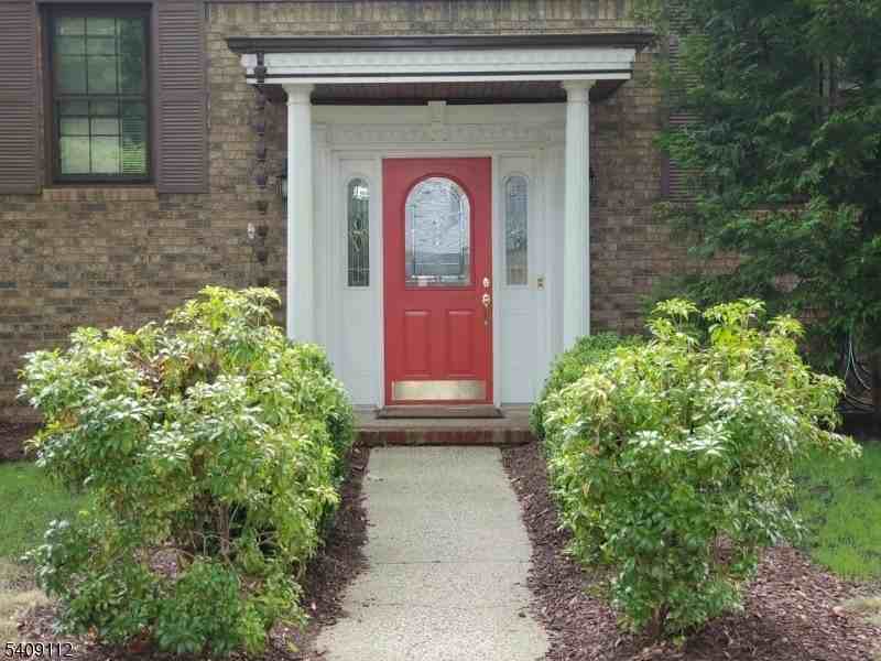 54 S Spruce St - Photo 2 of 12