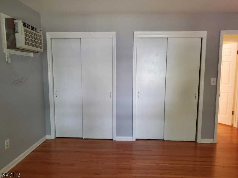 54 S Spruce St - Photo 7 of 12