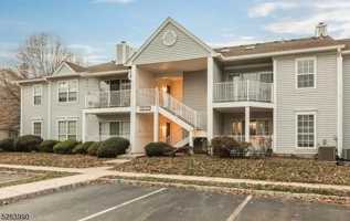 featured image of 23 Chelsea Ct