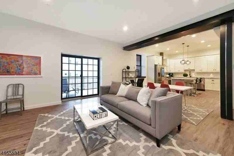 8 Personette St #7 - Photo 6 of 22