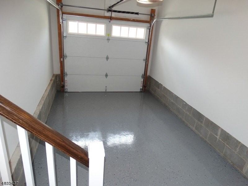 231 N 9th St #A - Photo 3 of 19