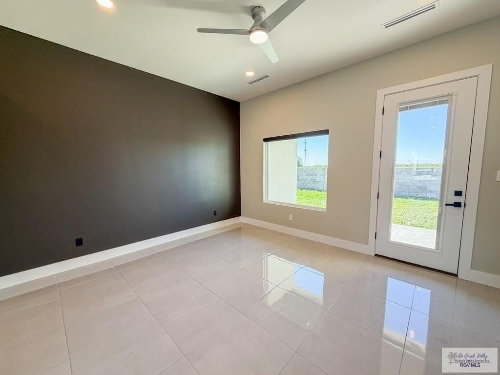 4501 Juniper Cir #A - Photo 6 of 21