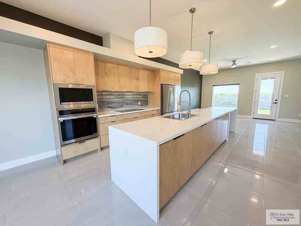 4501 Juniper Cir #B - Photo 3 of 21