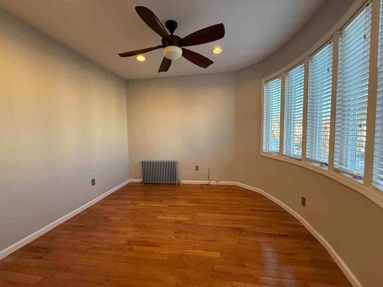 19 Carlton Ave #3 - Photo 5 of 13