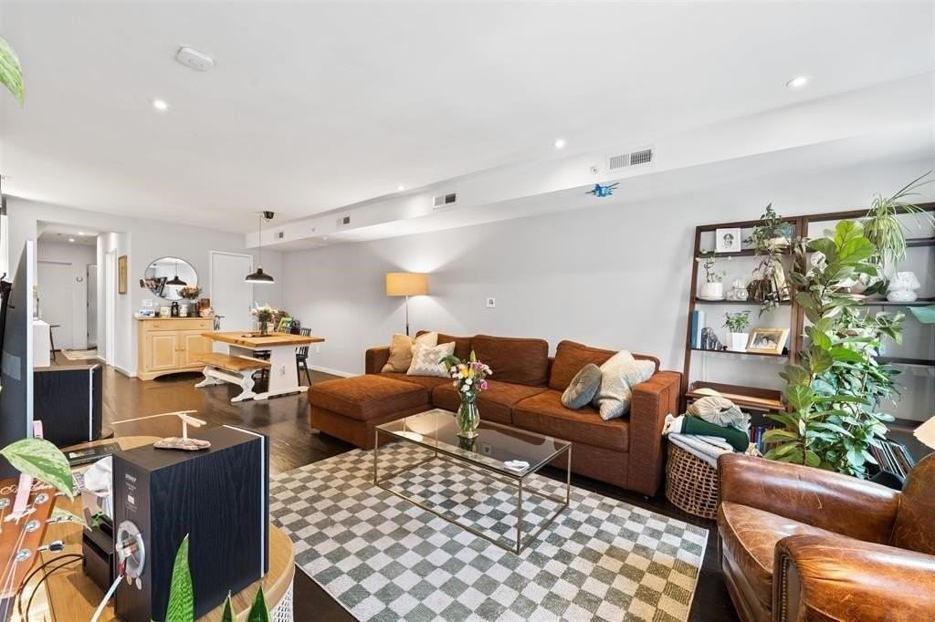 227 Montgomery St #2 - Photo 6 of 13