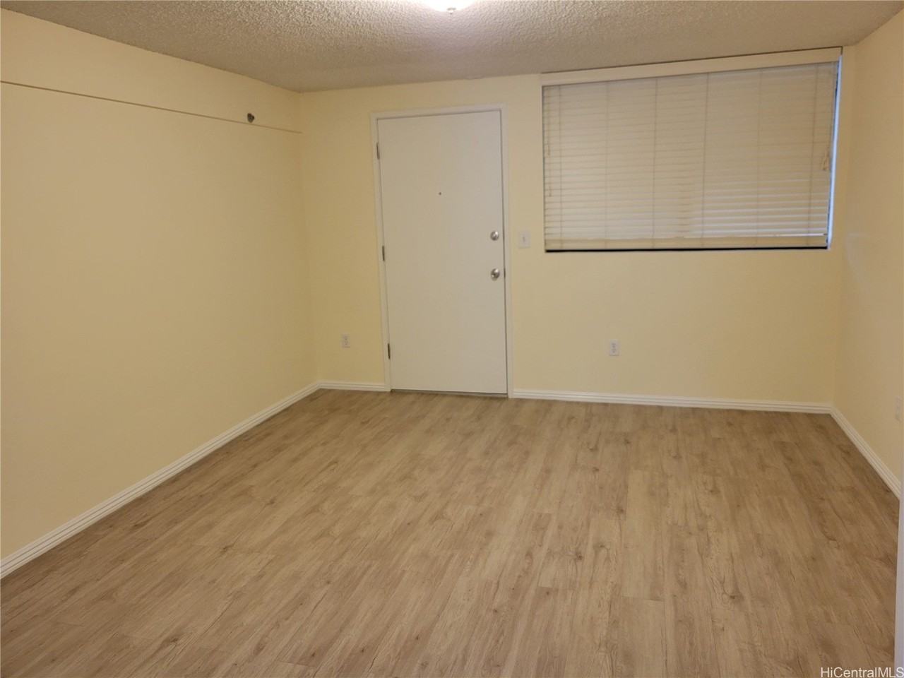 2860 Waialae Ave Apt 114 #114 - Photo 7 of 14