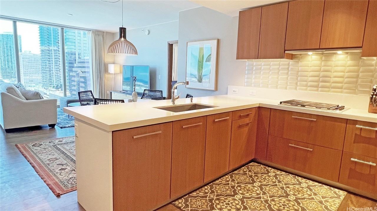 1555 Kapiolani Blvd Apt 1409 #1409 - Photo 2 of 24