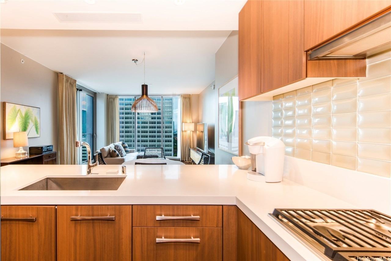 1555 Kapiolani Blvd Apt 1409 #1409 - Photo 4 of 24