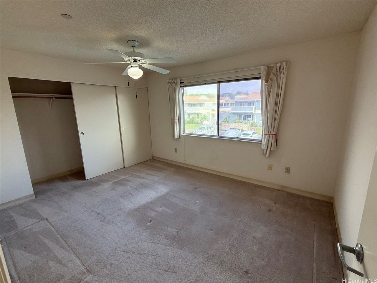 95-1050 Makaikai St Apt 9h #9H - Photo 3 of 9