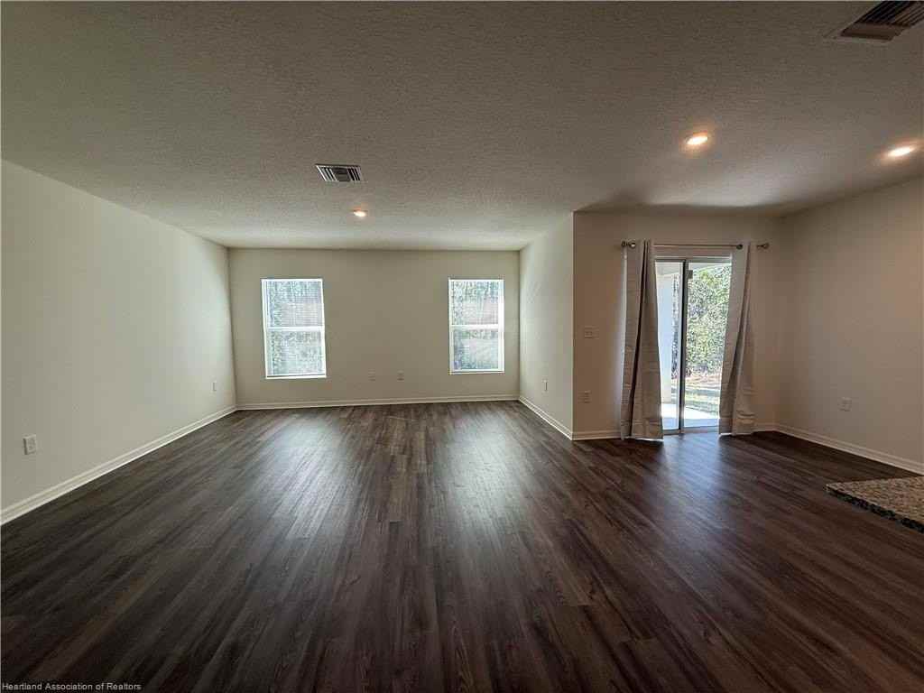 4245 Gerona Ave - Photo 5 of 12