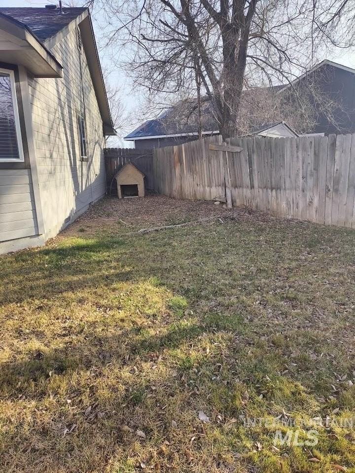 955 S Spoonbill Ave - Photo 4 of 25