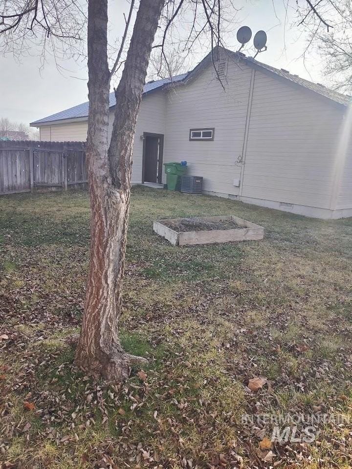 955 S Spoonbill Ave - Photo 7 of 25