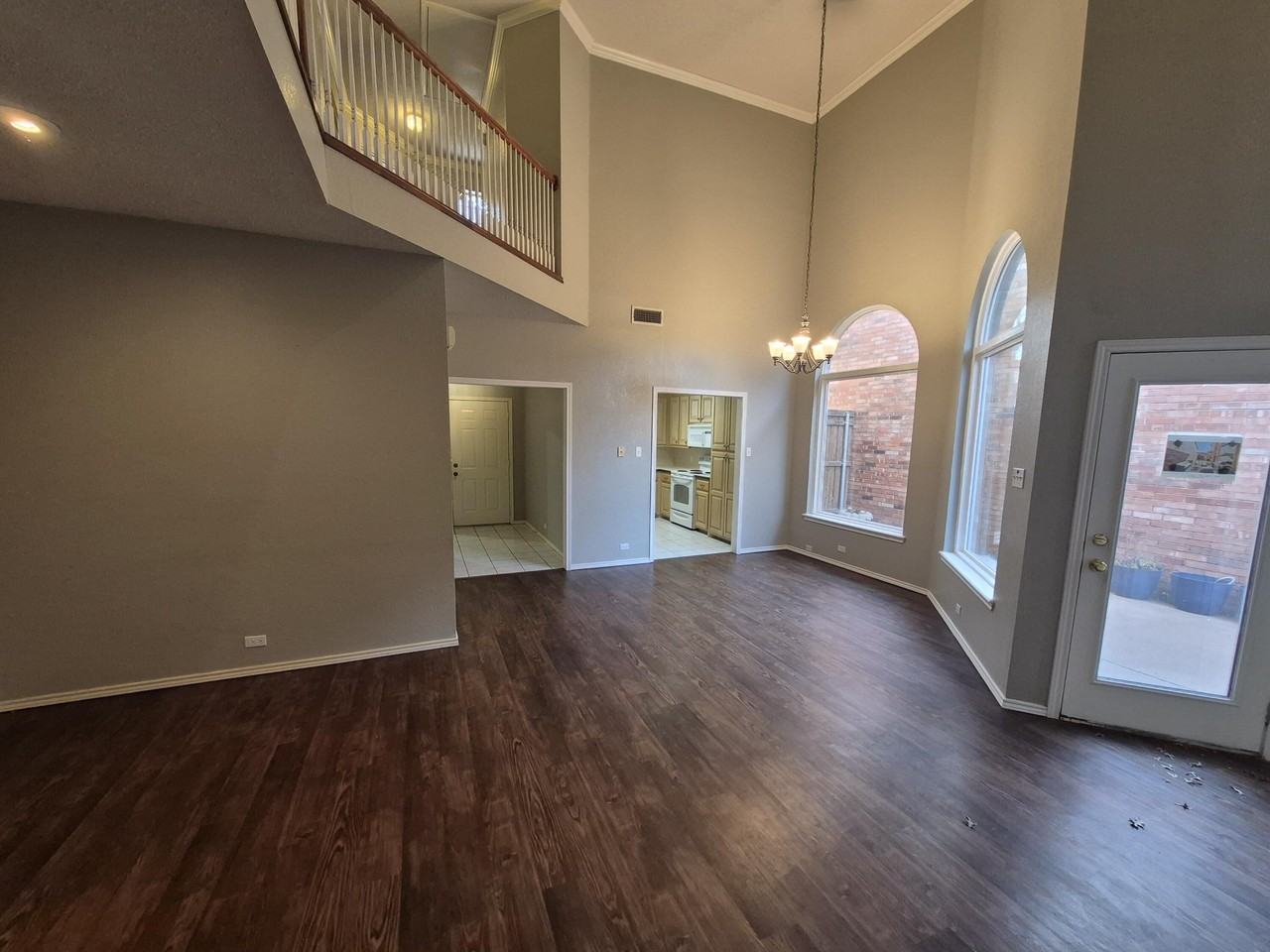 5117 79th Dr - Photo 5 of 35