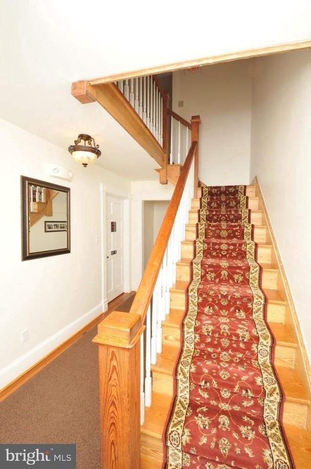 8272 E Main St - Photo 4 of 18