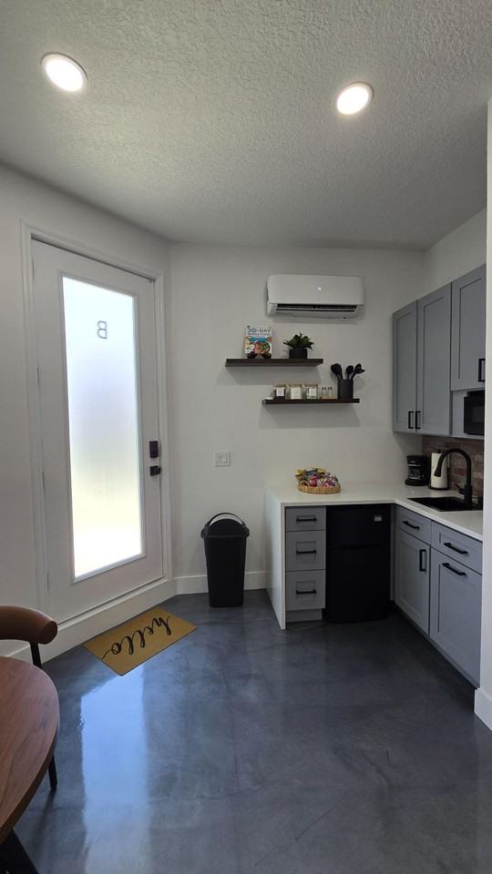 Barberry Dr - Photo 2 of 7