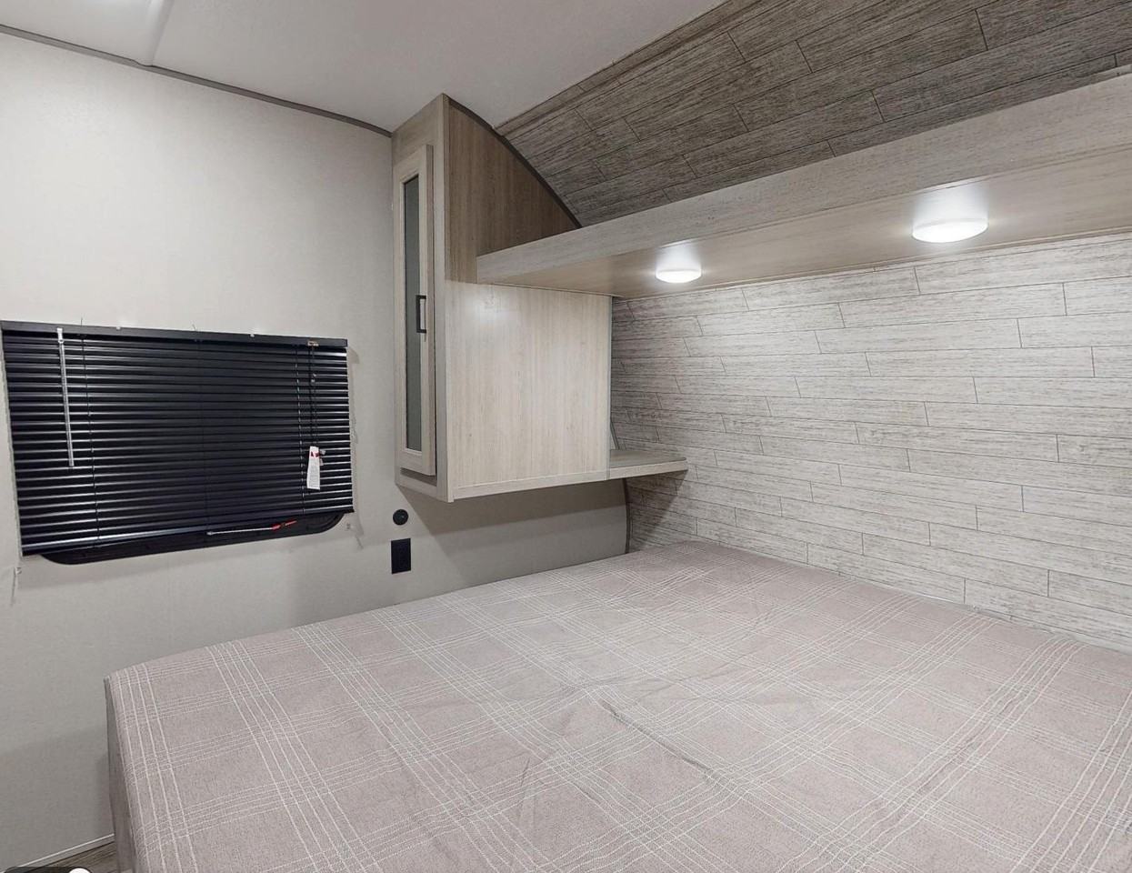 E Powhatan Ave - Photo 3 of 3