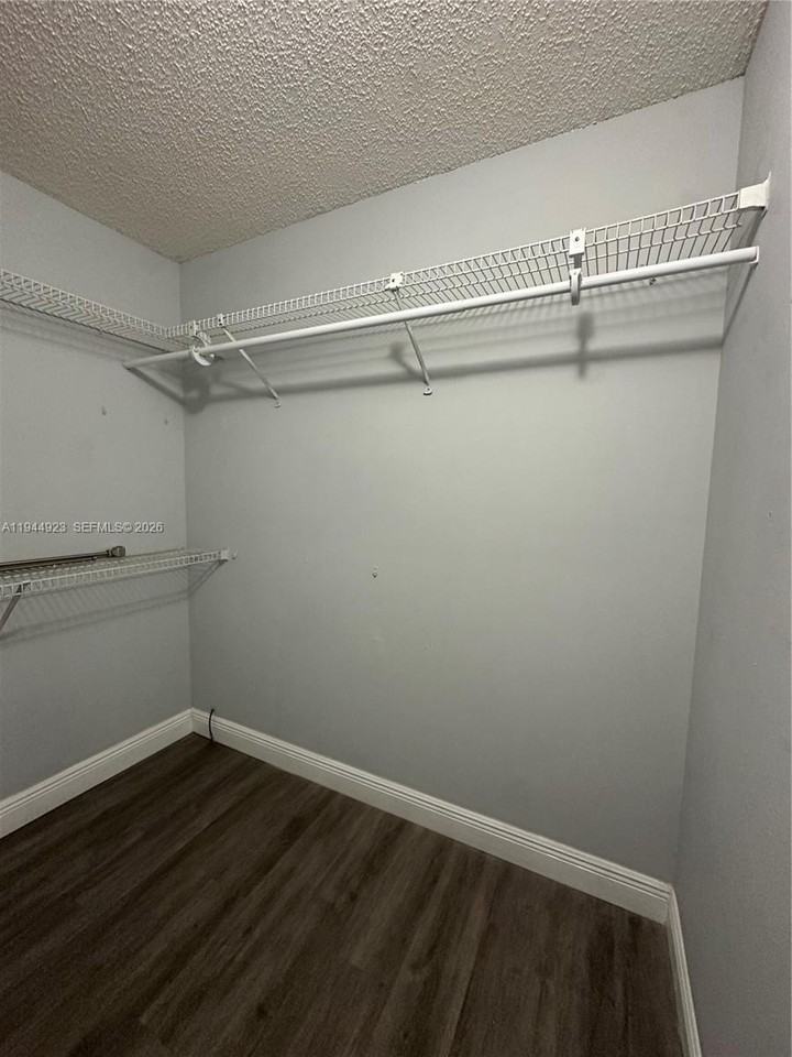 18356 Nw 68th Ave #A - Photo 7 of 12