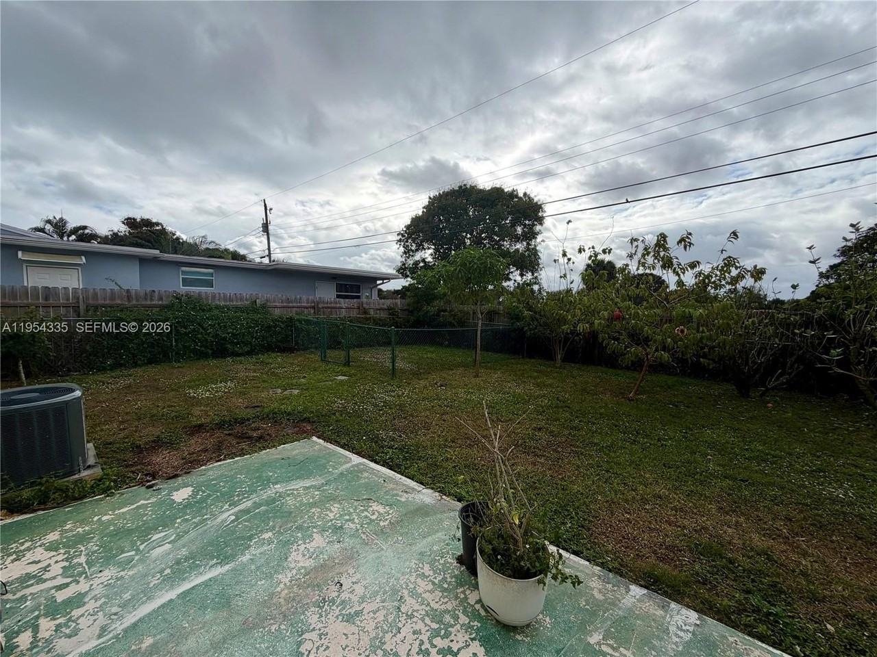 952 Churchill Rd - Photo 7 of 10