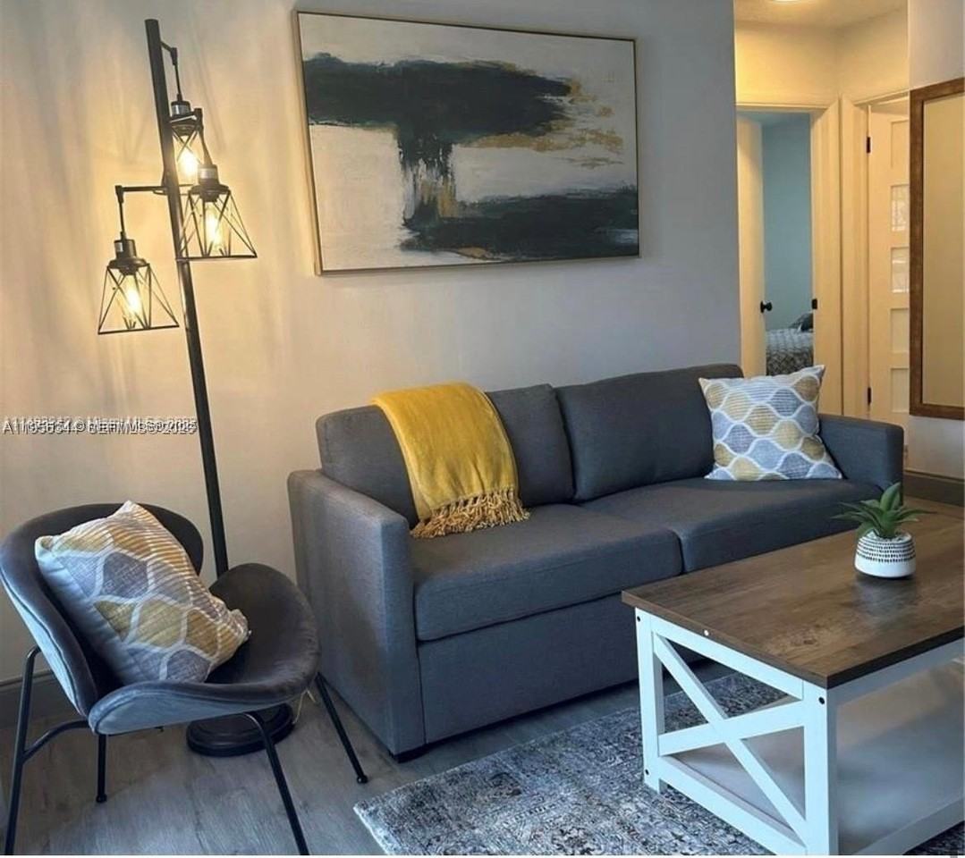 2500 Ne 181st St #0 - Photo 3 of 10