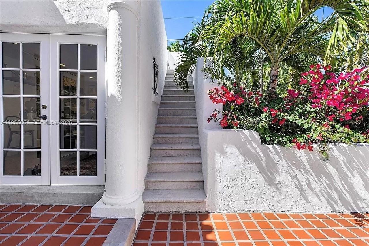 4108 Palmarito St - Photo 4 of 26