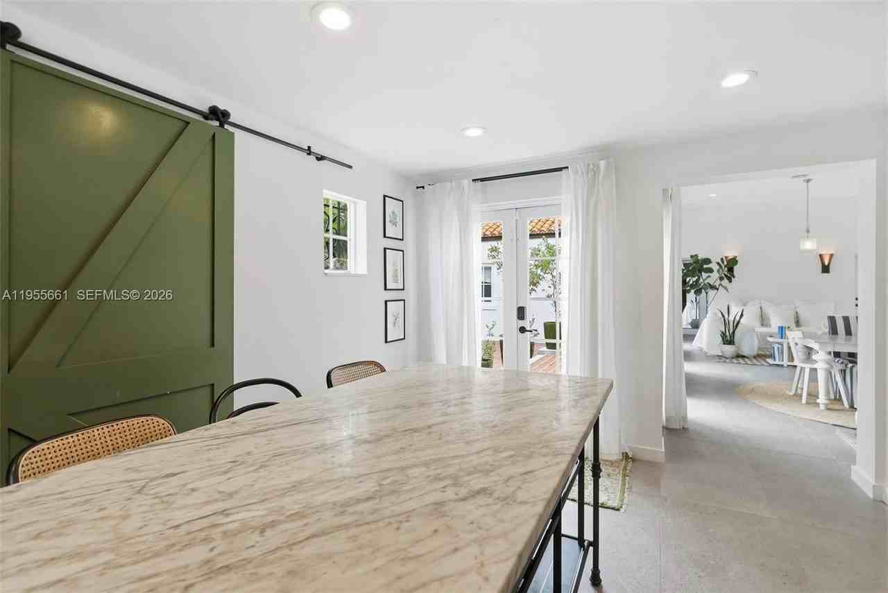 4108 Palmarito St - Photo 6 of 26