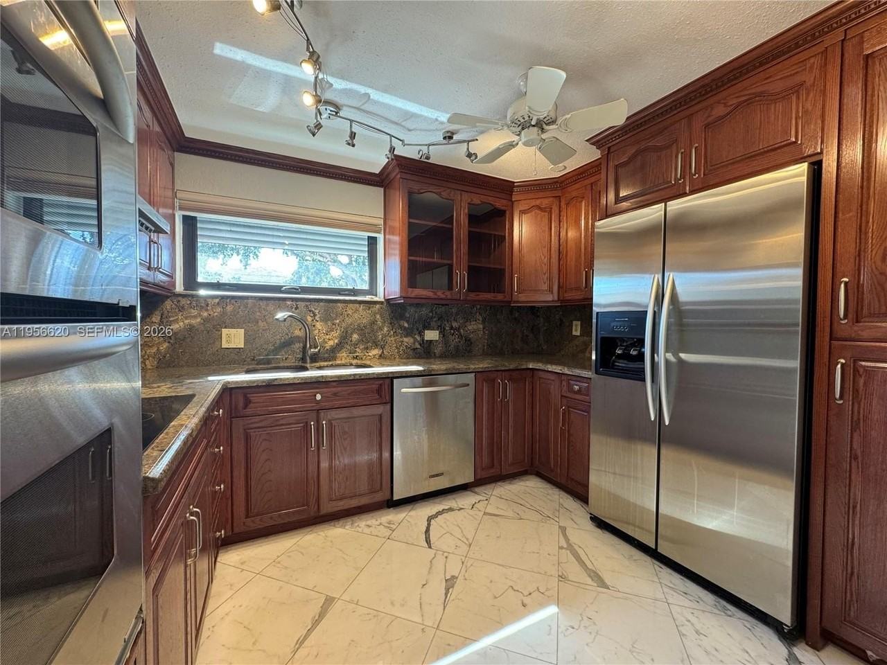 4800 Bayview Dr #206 - Photo 7 of 31