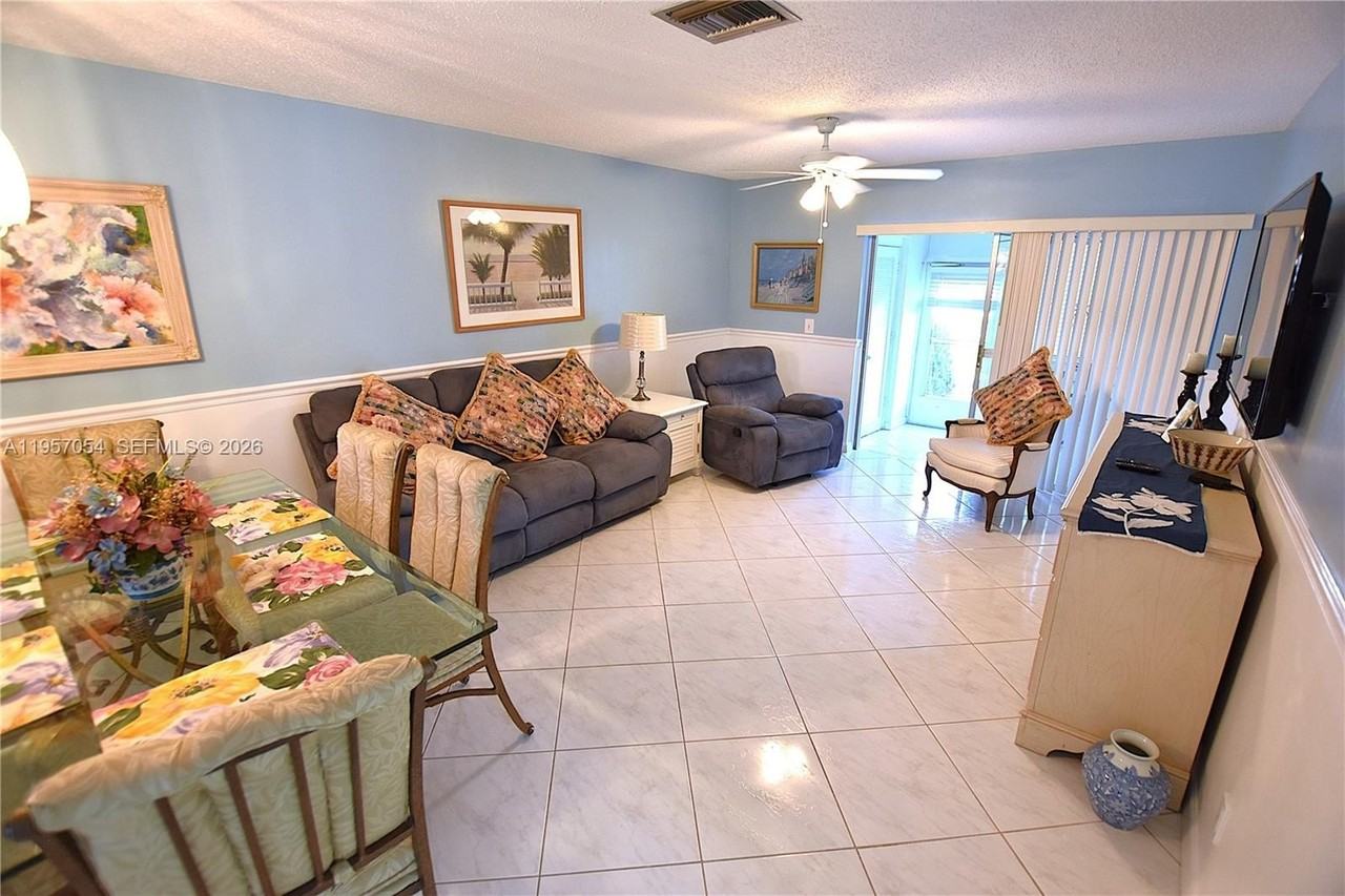 2750 Emory Dr E #H - Photo 6 of 37