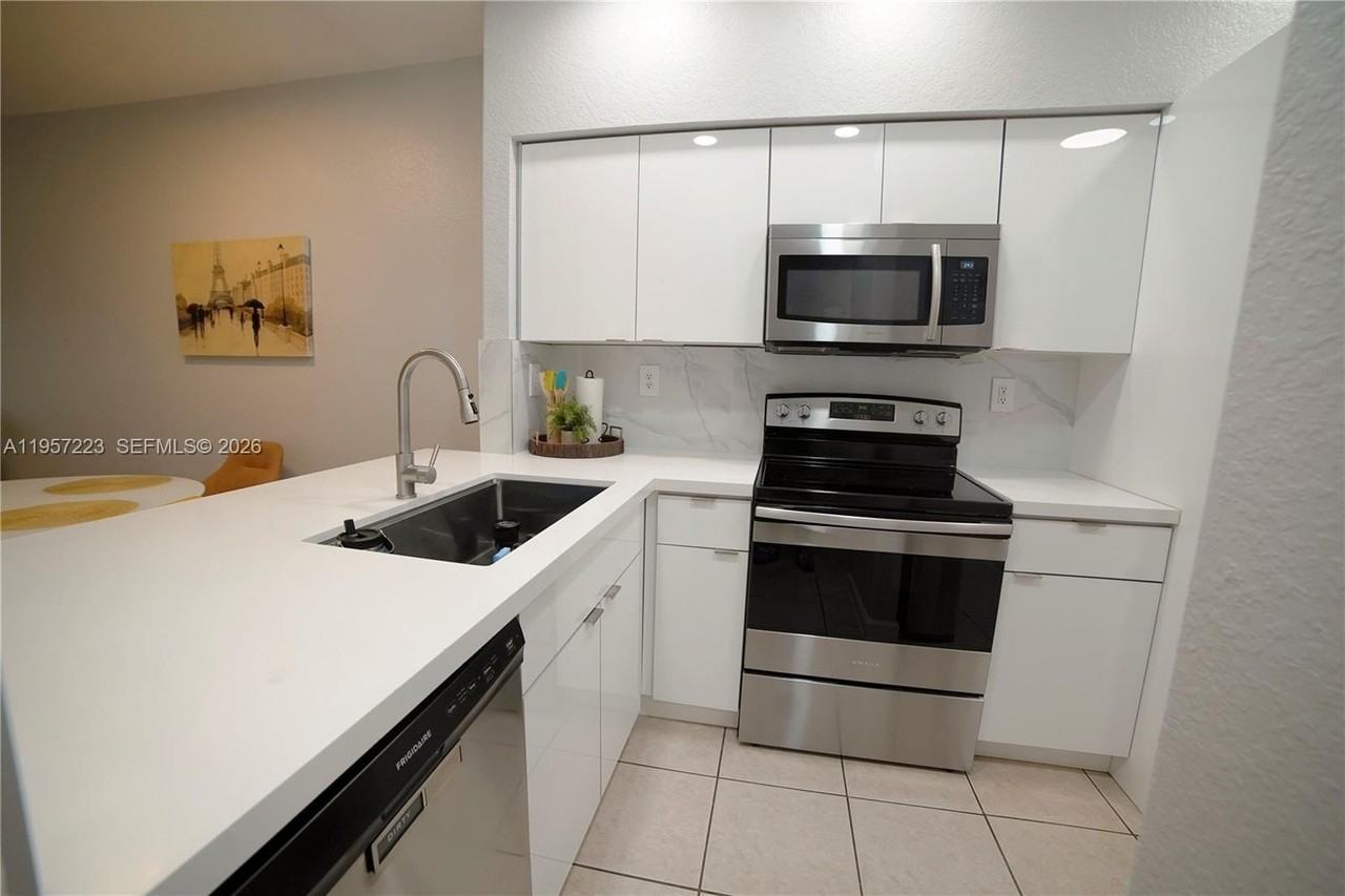 8360 Sw 27th St #104 - Photo 2 of 32