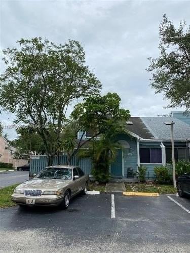 1808 Runners Way #1808 - Photo 2 of 14