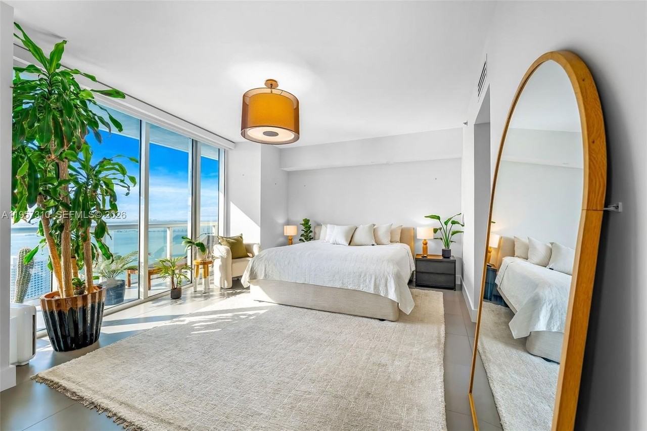 465 Brickell Ave #3901 - Photo 7 of 16