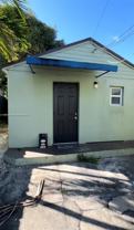 920 Nw 22nd Ct #REAR - Photo 1 of 1