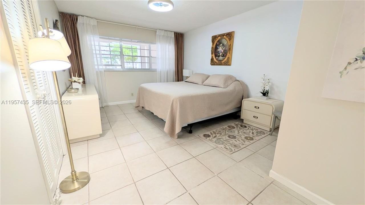 3000 S Course Dr #208 - Photo 3 of 12