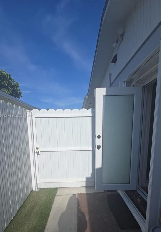 19733 Sw 119th Ct #1 - Photo 3 of 16