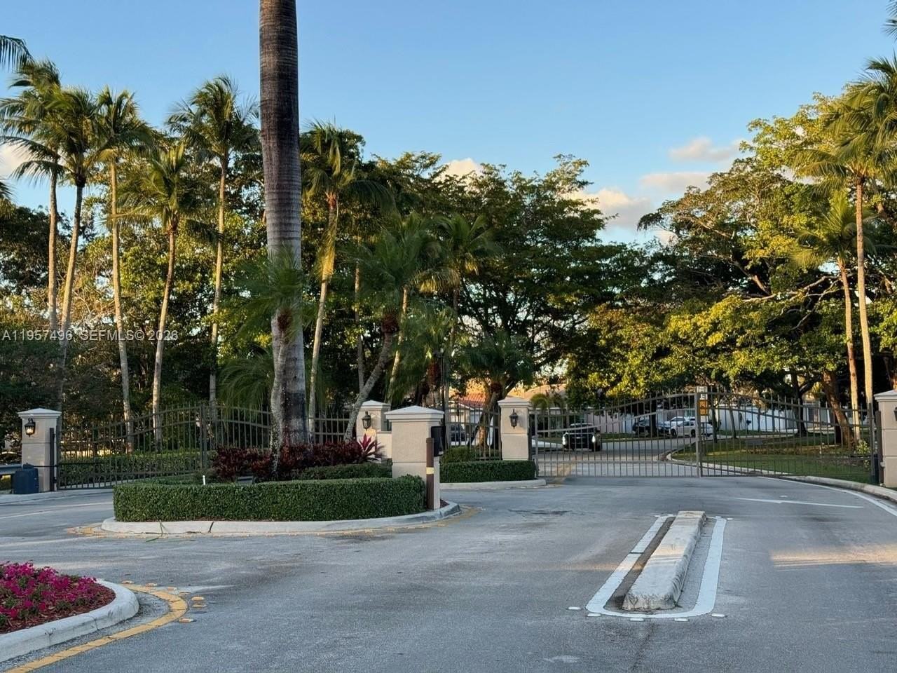 17850 Nw 19th St #17850 - Photo 3 of 34