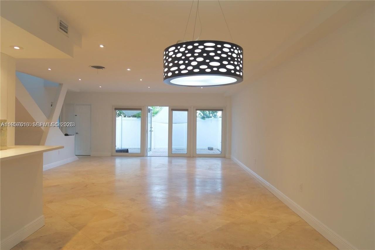 7312 Gary Ave #7312 - Photo 3 of 47