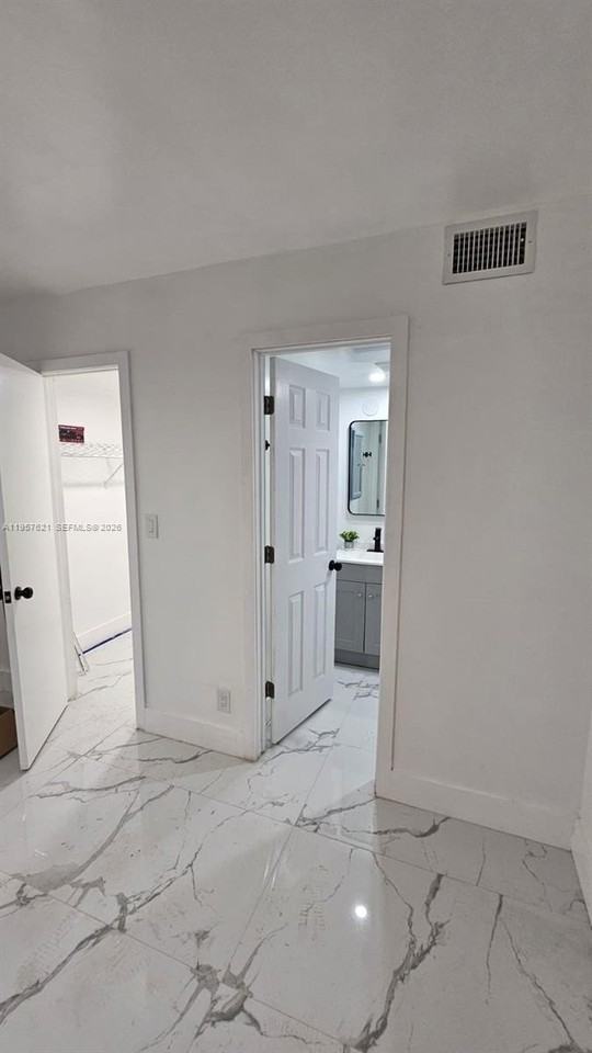 7085 W Sunrise Blvd #7085 - Photo 5 of 18